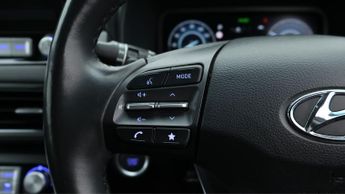 Hyundai KONA PREMIUM