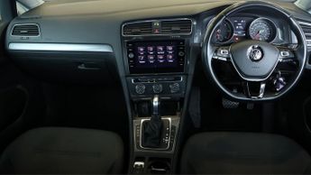 Volkswagen Golf SE TDI BLUEMOTION TECHNOLOGY DSG
