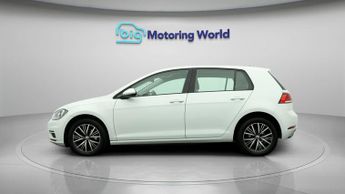 Volkswagen Golf SE TDI BLUEMOTION TECHNOLOGY DSG