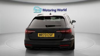 Audi A4 Avant AVANT TFSI S LINE BLACK EDITION