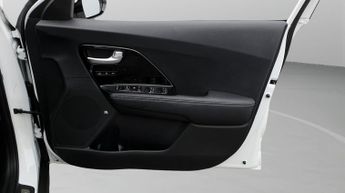 Kia Niro 4 PLUS