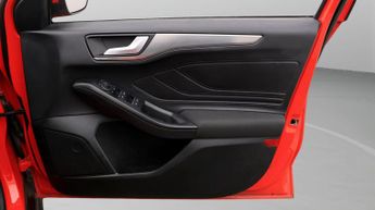 Ford Focus TITANIUM