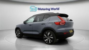 Volvo XC40 RECHARGE PRO