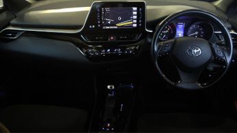 Toyota C-HR DYNAMIC