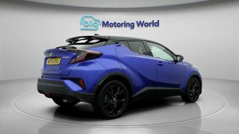 Toyota C-HR DYNAMIC