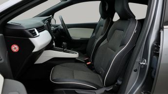 Renault Clio TECHNO E-TECH