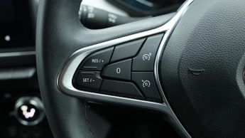Renault Clio TECHNO E-TECH
