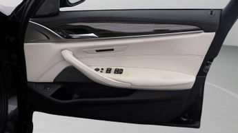 BMW 5 Series 520I M SPORT