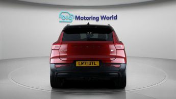 Volvo XC40 RECHARGE TWIN AWD