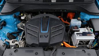 Hyundai KONA PREMIUM