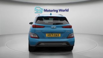 Hyundai KONA PREMIUM