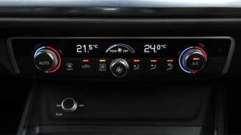 Audi Q3 TFSI S LINE