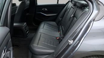 BMW 3 Series 330E M SPORT