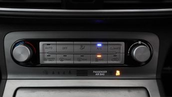 Hyundai KONA PREMIUM