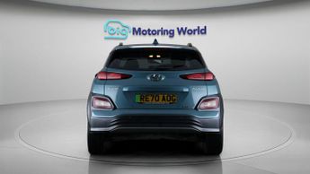 Hyundai KONA PREMIUM