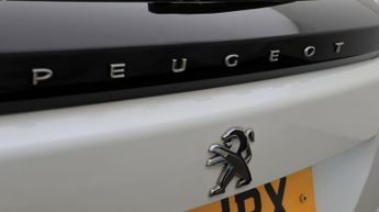 Peugeot E-2008 GT