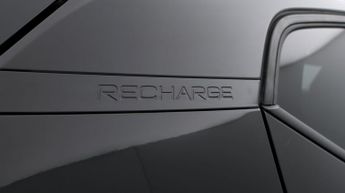 Volvo XC40 RECHARGE PLUS