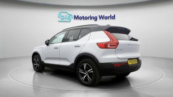 Volvo XC40 T3 R-DESIGN