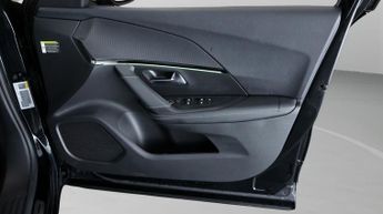 Peugeot E-2008 GT PREMIUM