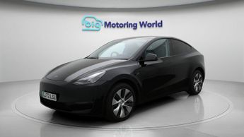 Tesla Model Y LONG RANGE AWD