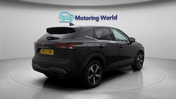 Nissan Qashqai DIG-T N-CONNECTA DCT