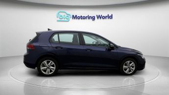 Volkswagen Golf LIFE ETSI DSG