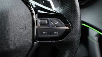 Peugeot 2008 PURETECH S/S GT