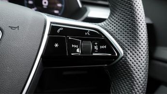 Audi e-tron SPORTBACK QUATTRO S LINE