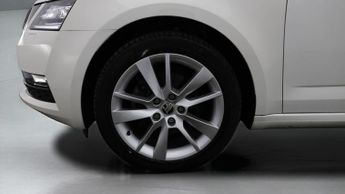 Skoda Octavia SE L TSI DSG