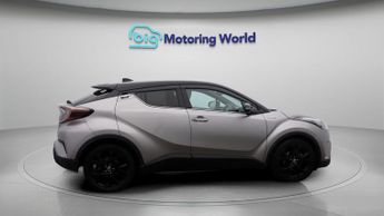 Toyota C-HR DYNAMIC