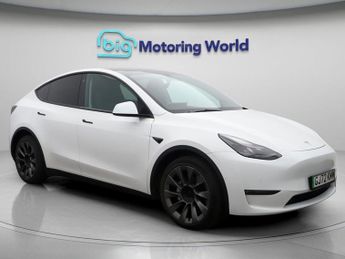 Tesla Model Y LONG RANGE AWD