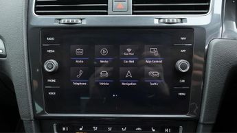 Volkswagen e-Golf E-GOLF