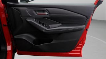 Nissan Qashqai DIG-T ACENTA PREMIUM DCT