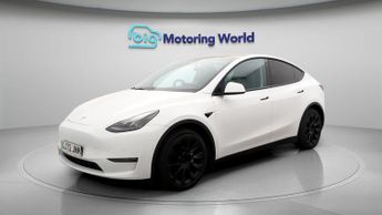Tesla Model Y LONG RANGE AWD