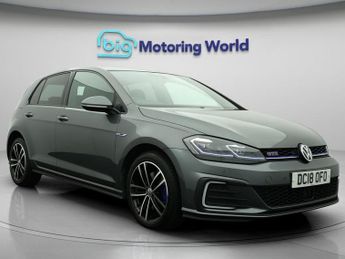 Volkswagen Golf GTE DSG