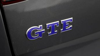 Volkswagen Golf GTE DSG