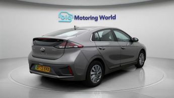 Hyundai IONIQ PREMIUM