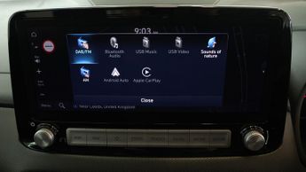 Hyundai KONA PREMIUM SE