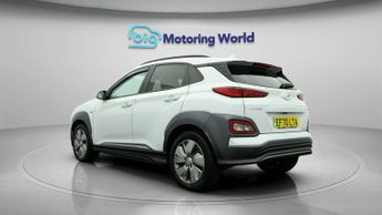 Hyundai KONA PREMIUM SE