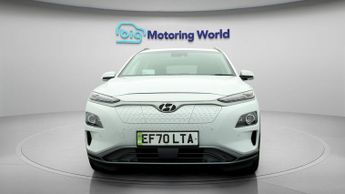 Hyundai KONA PREMIUM SE