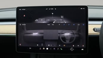 Tesla Model Y BASE