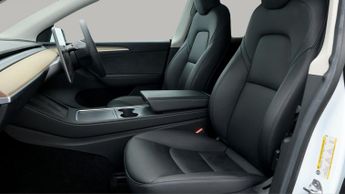 Tesla Model Y BASE