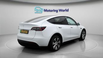 Tesla Model Y BASE