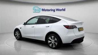 Tesla Model Y BASE