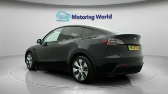 Tesla Model Y BASE