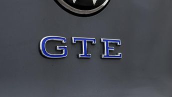 Volkswagen Golf GTE DSG