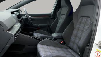 Volkswagen Golf GTE DSG