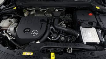 Mercedes-Benz GLA GLA 200 AMG LINE EXECUTIVE