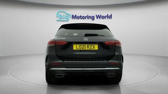 Mercedes-Benz GLA GLA 200 AMG LINE EXECUTIVE