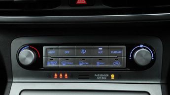 Hyundai KONA PREMIUM